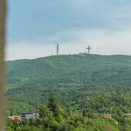 • Charming ǀ Near City Mall ǀ 1Br • Lägenhet Skopje Exteriör bild