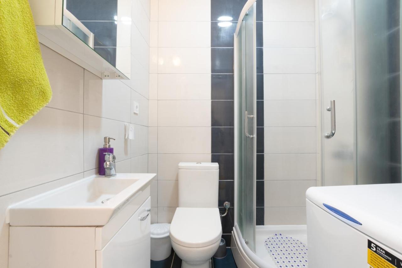 • Charming ǀ Near City Mall ǀ 1Br • Lägenhet Skopje Exteriör bild